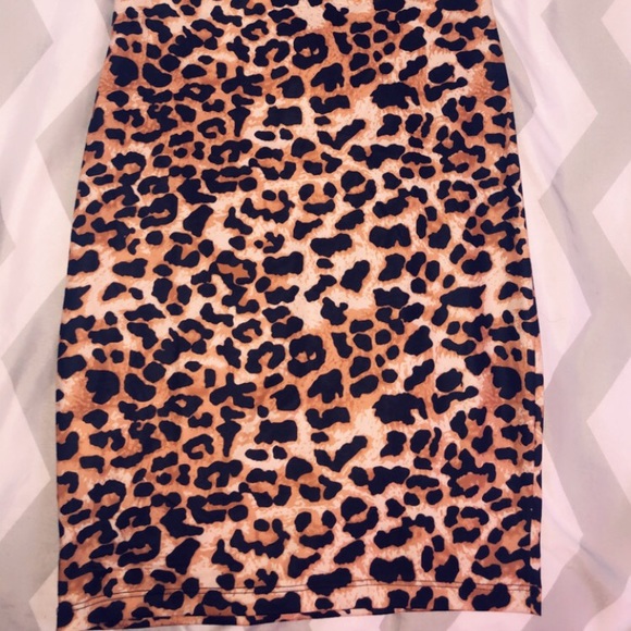 Tight Leopard Dress - Picture 2 of 2